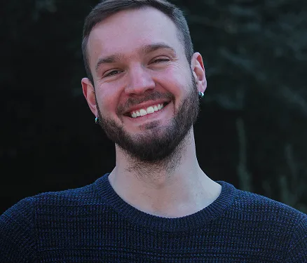 Артём Колесников