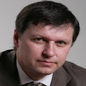 Андрей Д. – частный репетитор. Эксперт на Автор24